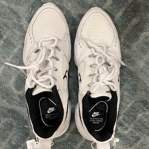 Nike Air Heights White Black